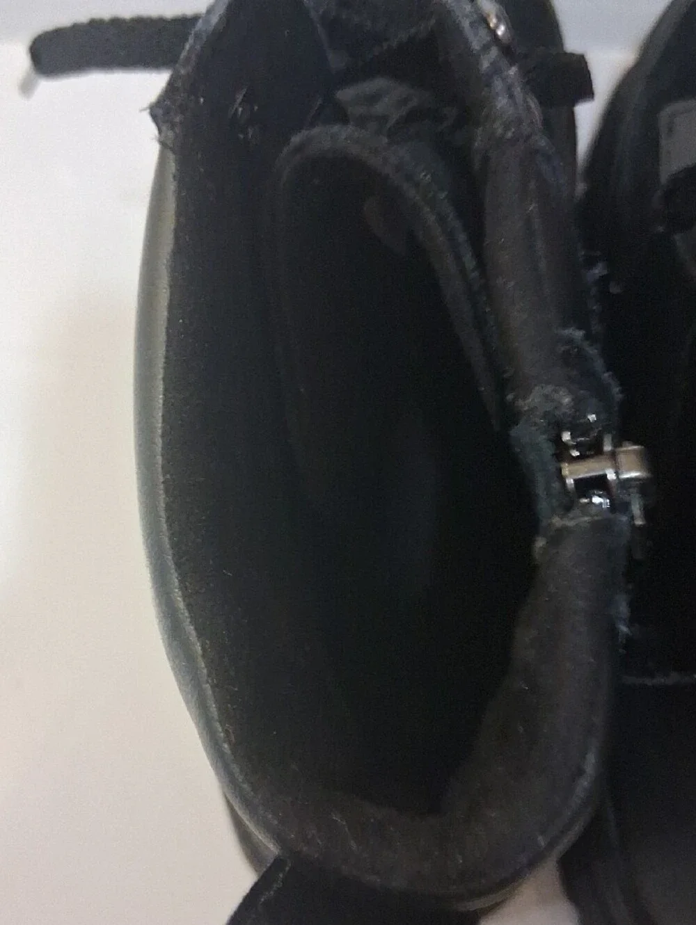 UGG pre owned